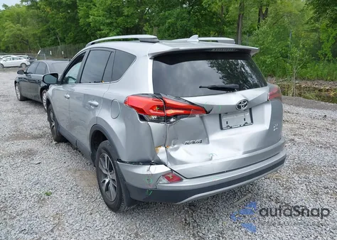 2017 Toyota Rav4 Xle z USA, uszkodzony, nr VIN 2T3RFREV6HW673140